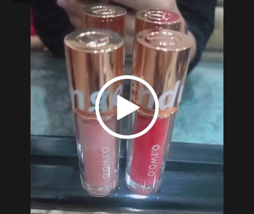 Customer video review of O.TWO.O ULTRA STAY LOLEPOP LIPSTICK
