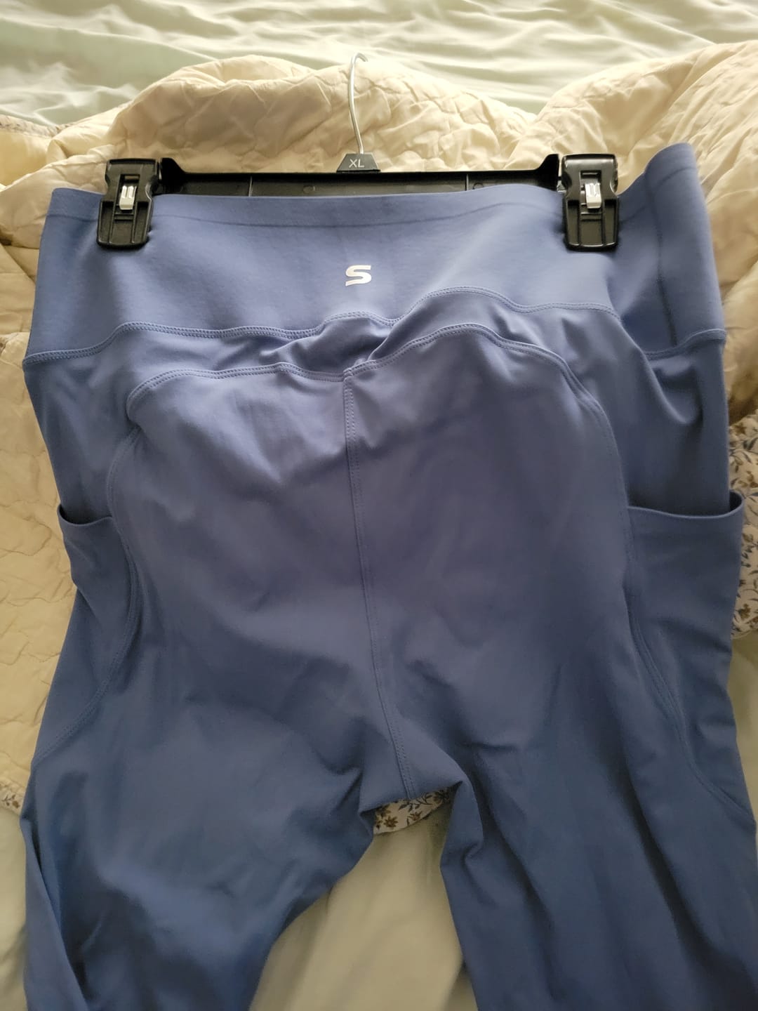 Customer photo review of Silix Pocket Anti-Cellulite Sculpting Leggings