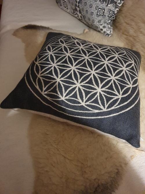 Customer photo review of Zirbenkissen "Lebensblume"