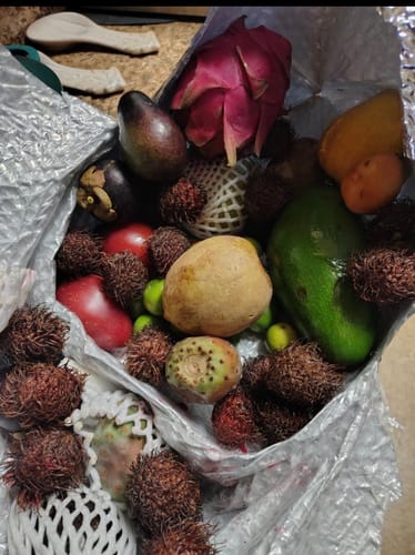 Customer photo review of Tropical Variety Box