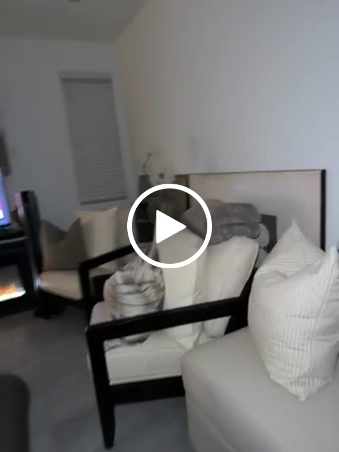 Customer video review of Ivory and Beige Dots Pillow Cover