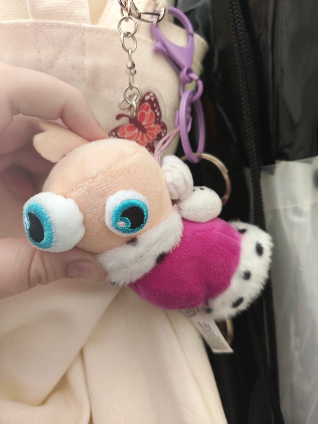 Customer photo review of Kinger Keychain Plush