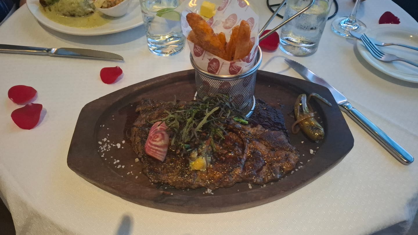 Customer photo review of Cena Romántica