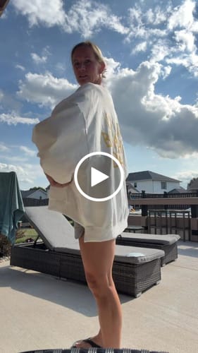 Customer video review of 'BEACH TIME' PAINTED SWEATSHIRT