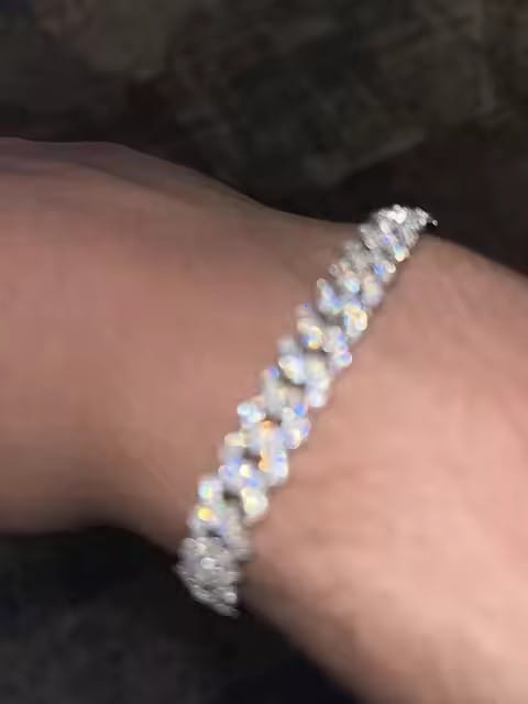 Customer photo review of Sterling Silver VVS D Color Moissanite Cuban Link Bracelet 6MM 8MM 10MM