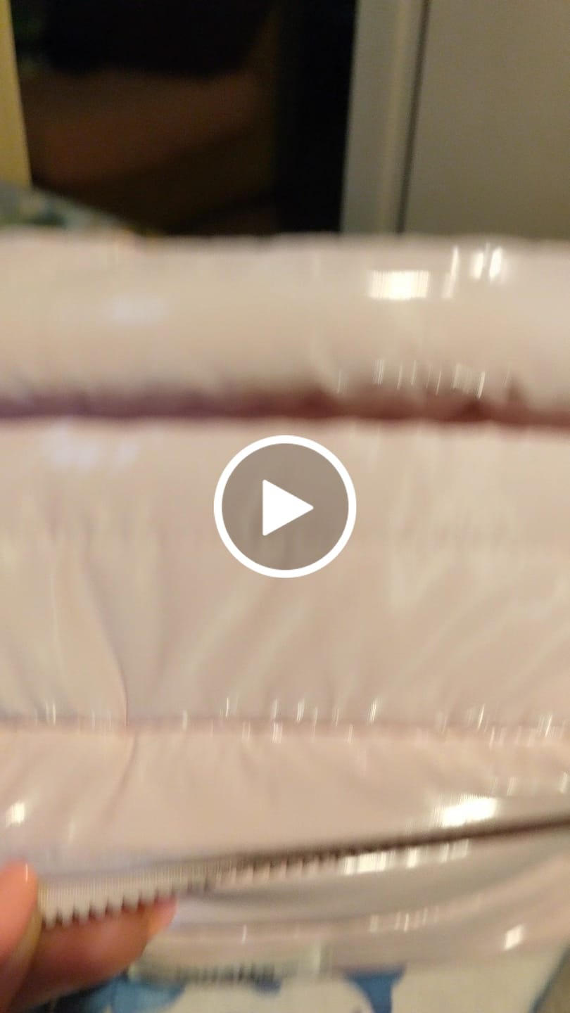 Customer video review of Mastic Bag