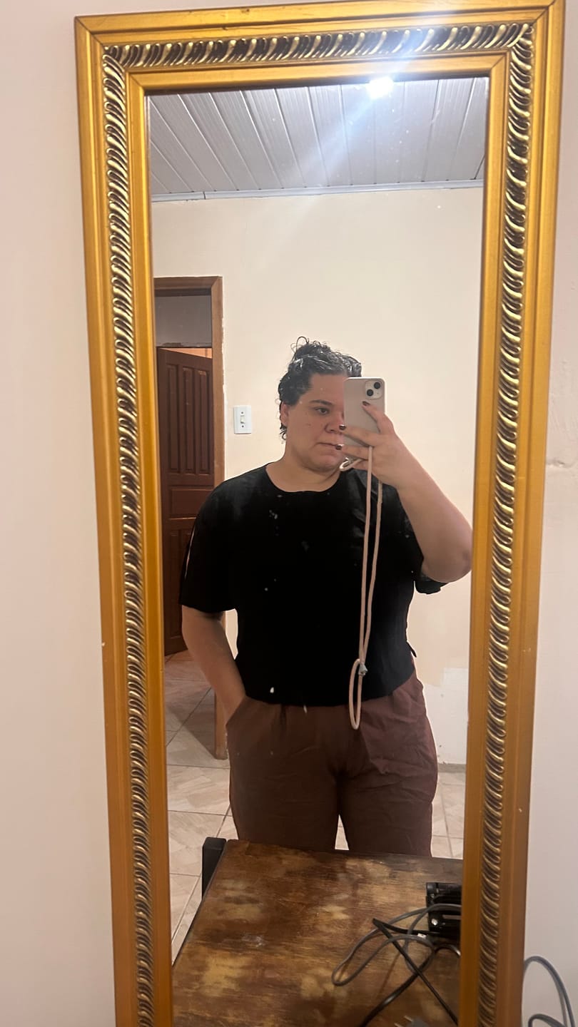 Customer photo review of Blusa Tulipa Preta