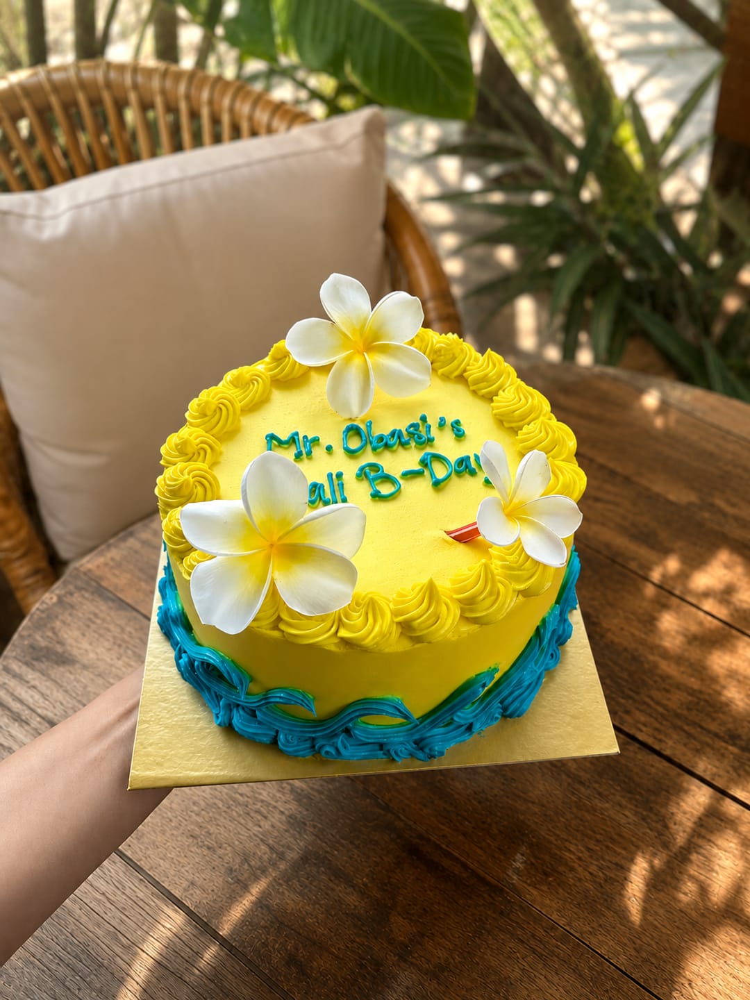 Customer photo review of 🎂 Birthday Cake – Delivery in Bali