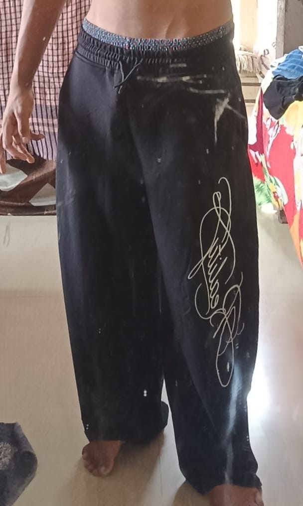 Customer photo review of PARADOX WIDE JOGGERS