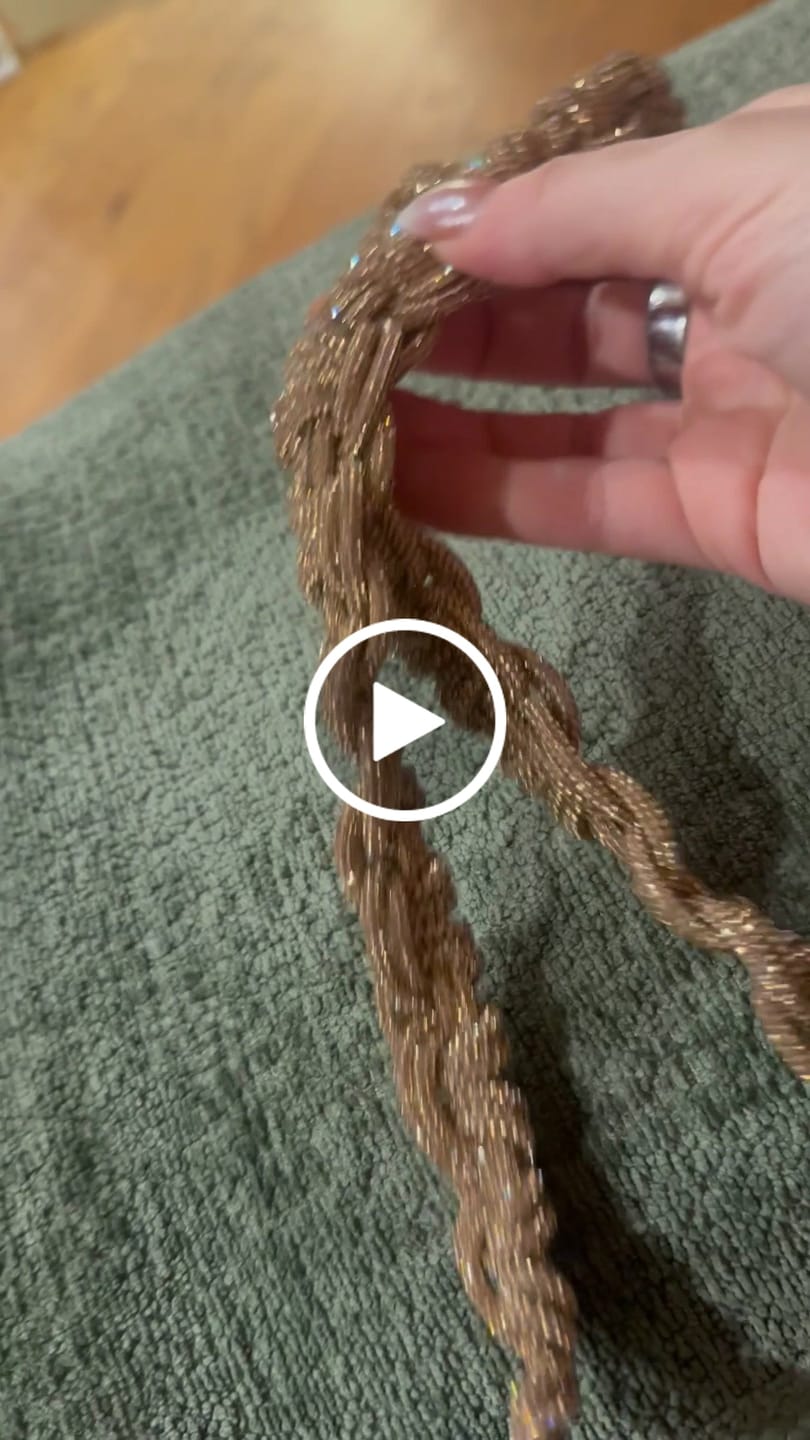 Customer video review of PETITE CROWN STRAP - Rose Gold