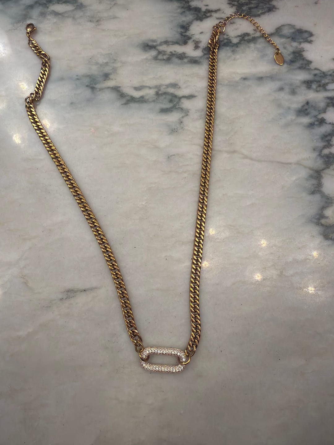 Customer photo review of Emery Lock Chain