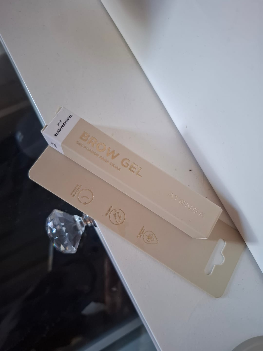 Customer photo review of GEL FIJADOR DE CEJAS TRAVEL SIZE