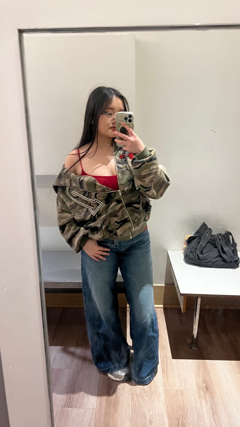 Customer photo review of Aelfric Eden Camo Zip Up Hoodie