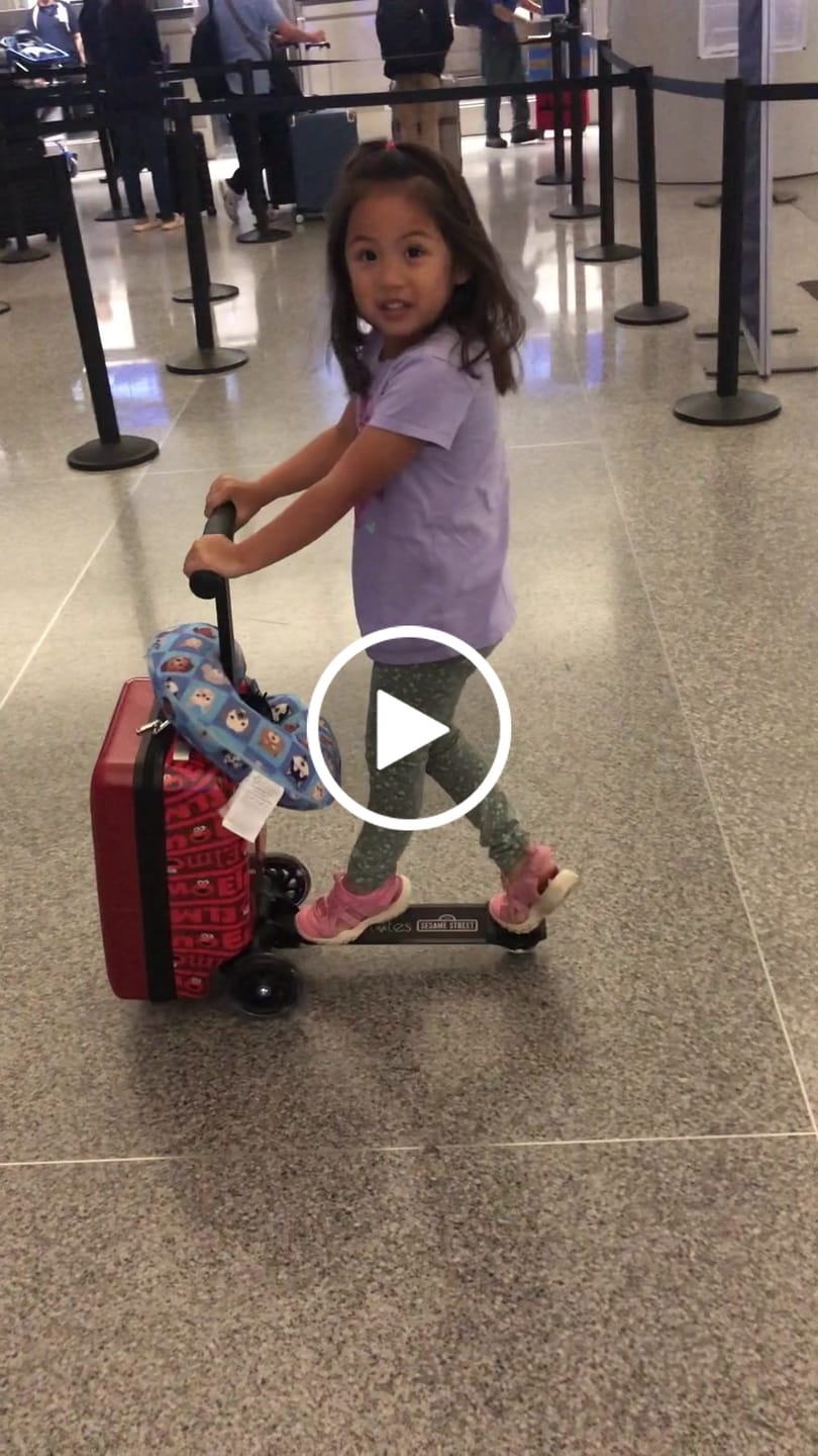 Customer video review of Elmo Detachable Scooter Luggage