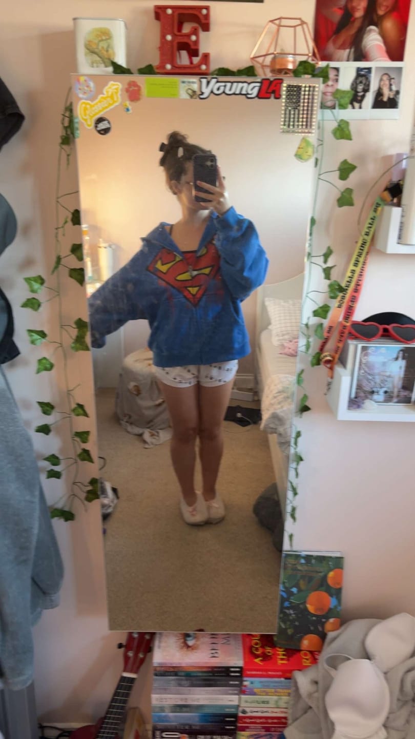 Customer photo review of 5011 - Superman Drip Zip-Ups