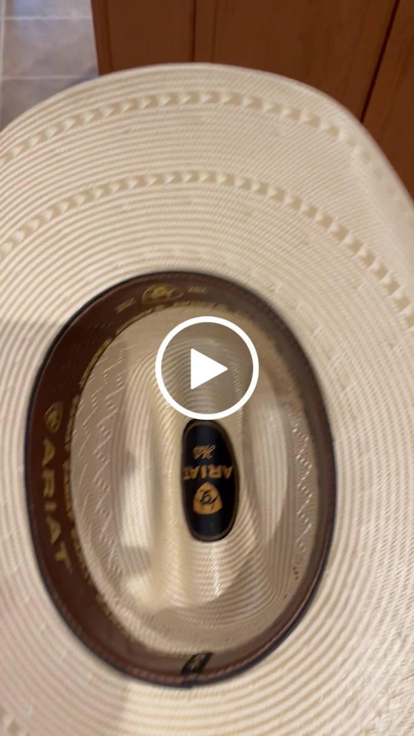 Customer video review of Ariat Cowboy Hat Straw 30X Shantung 2 Tone -CLEARANCE