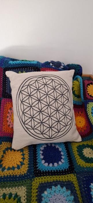 Customer photo review of Zirbenkissen "Lebensblume"