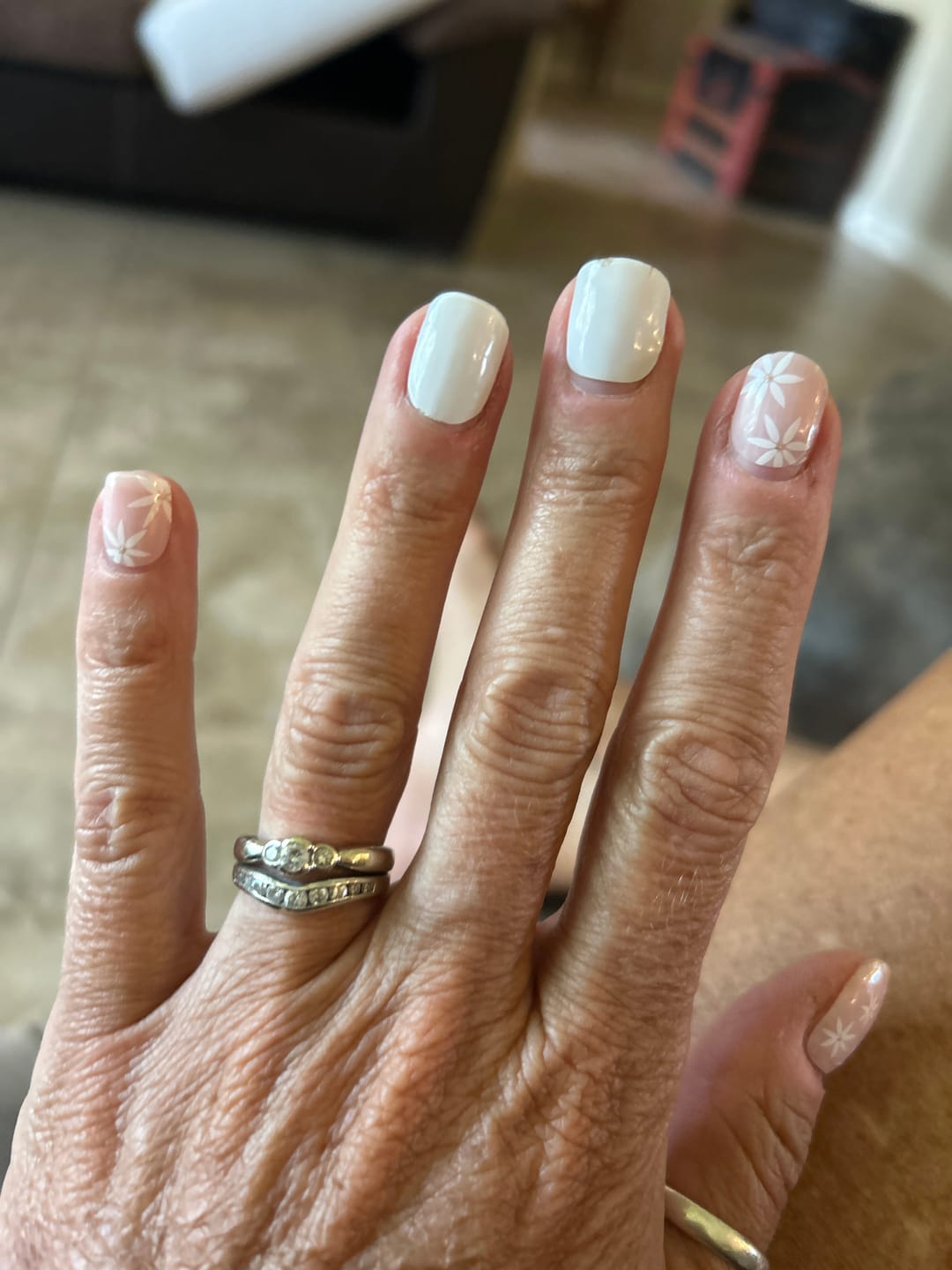 Customer photo review of Icing Sugar White DIY Semicured Gel Nail Sticker Kit