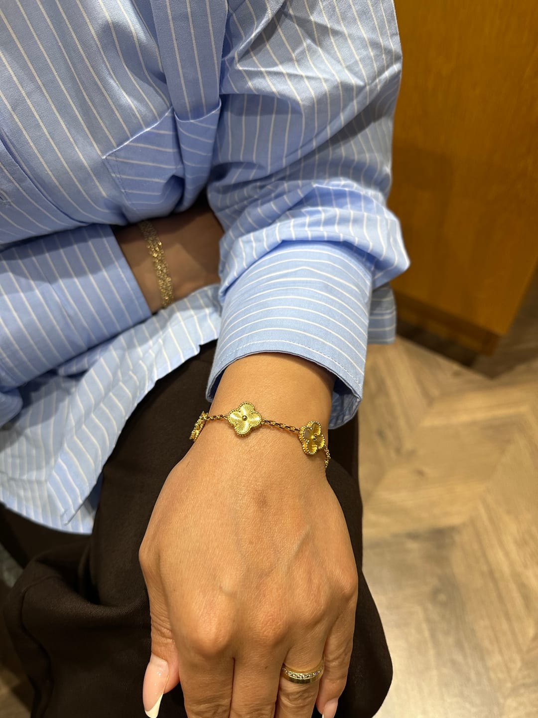 Customer photo review of Four clover Armband