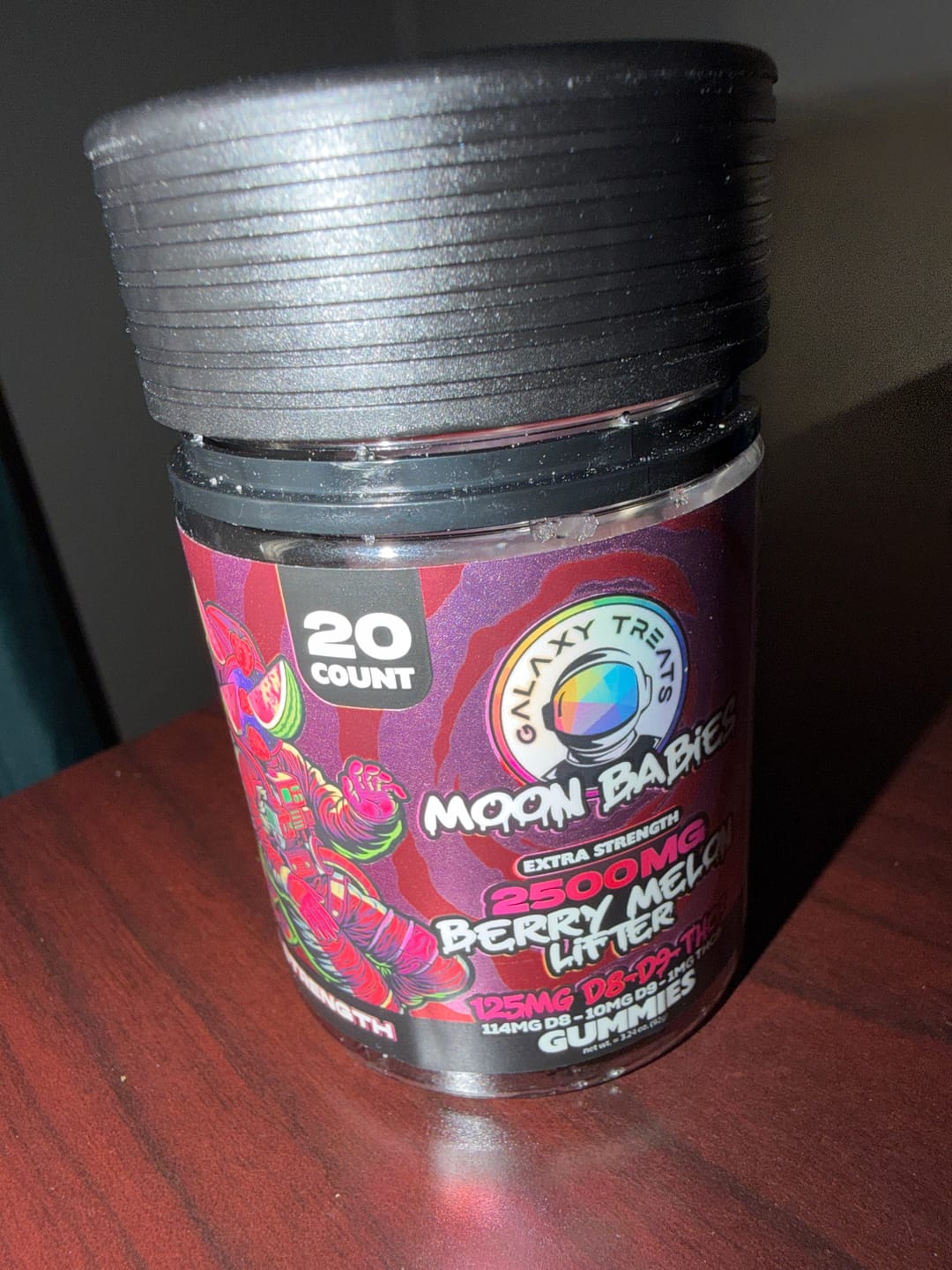 Customer photo review of Berry Melon Lifter D8 D9 THCP Extra Strength Gummies