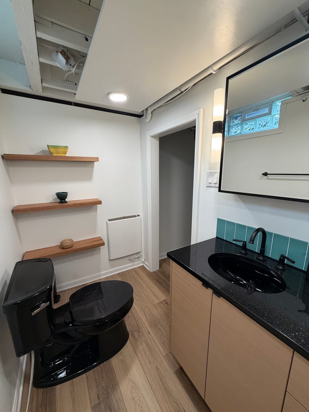 Customer photo review of Ashbury SLIM 36" Natural White Oak Bathroom Vanity, Left Sink