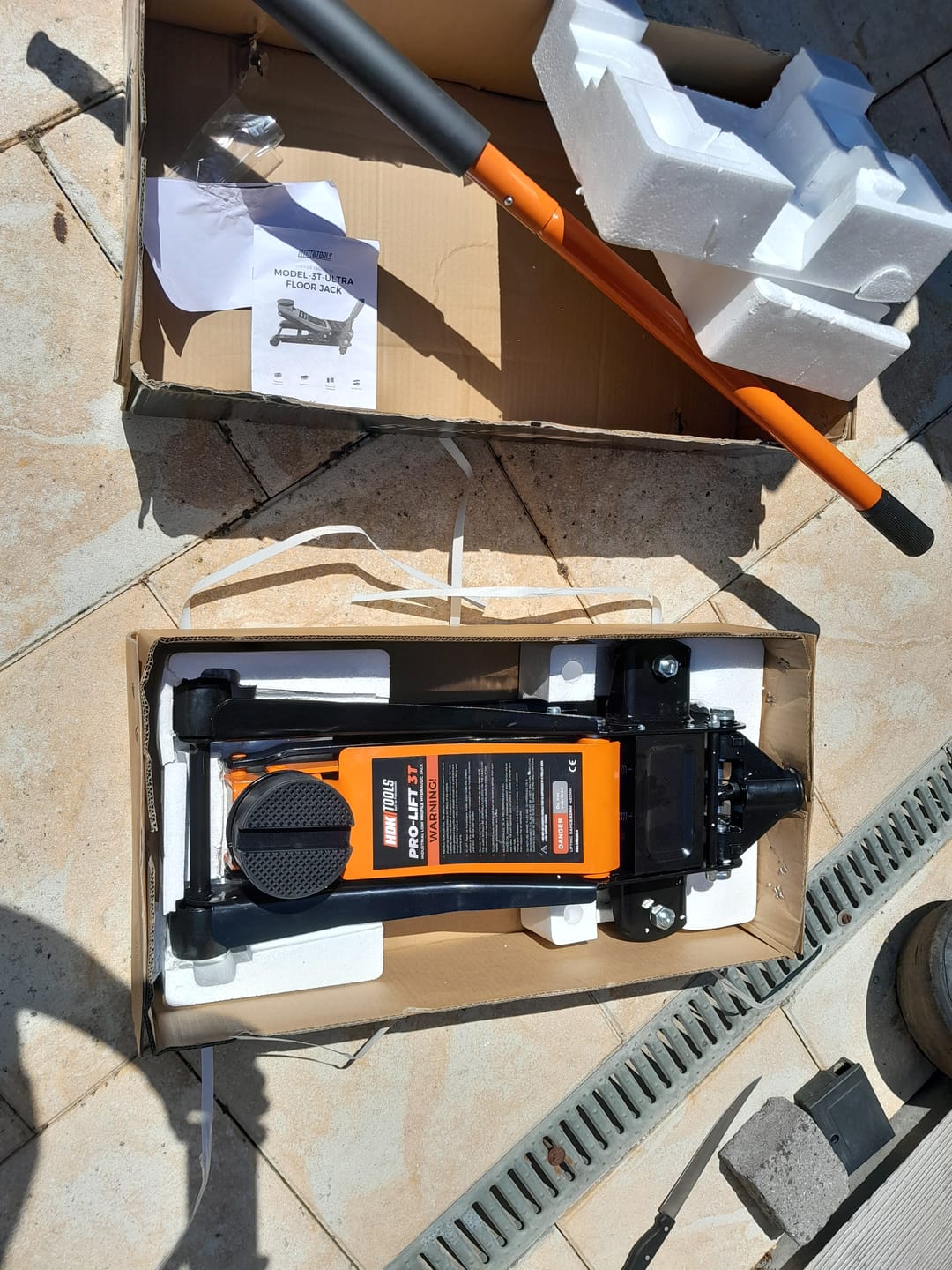 Customer photo review of Garagekrik 3 ton extra laag | GRATIS PAD 40mm | 46mm - 505mm hoogte | dubbele plunjers | snelle hefboom