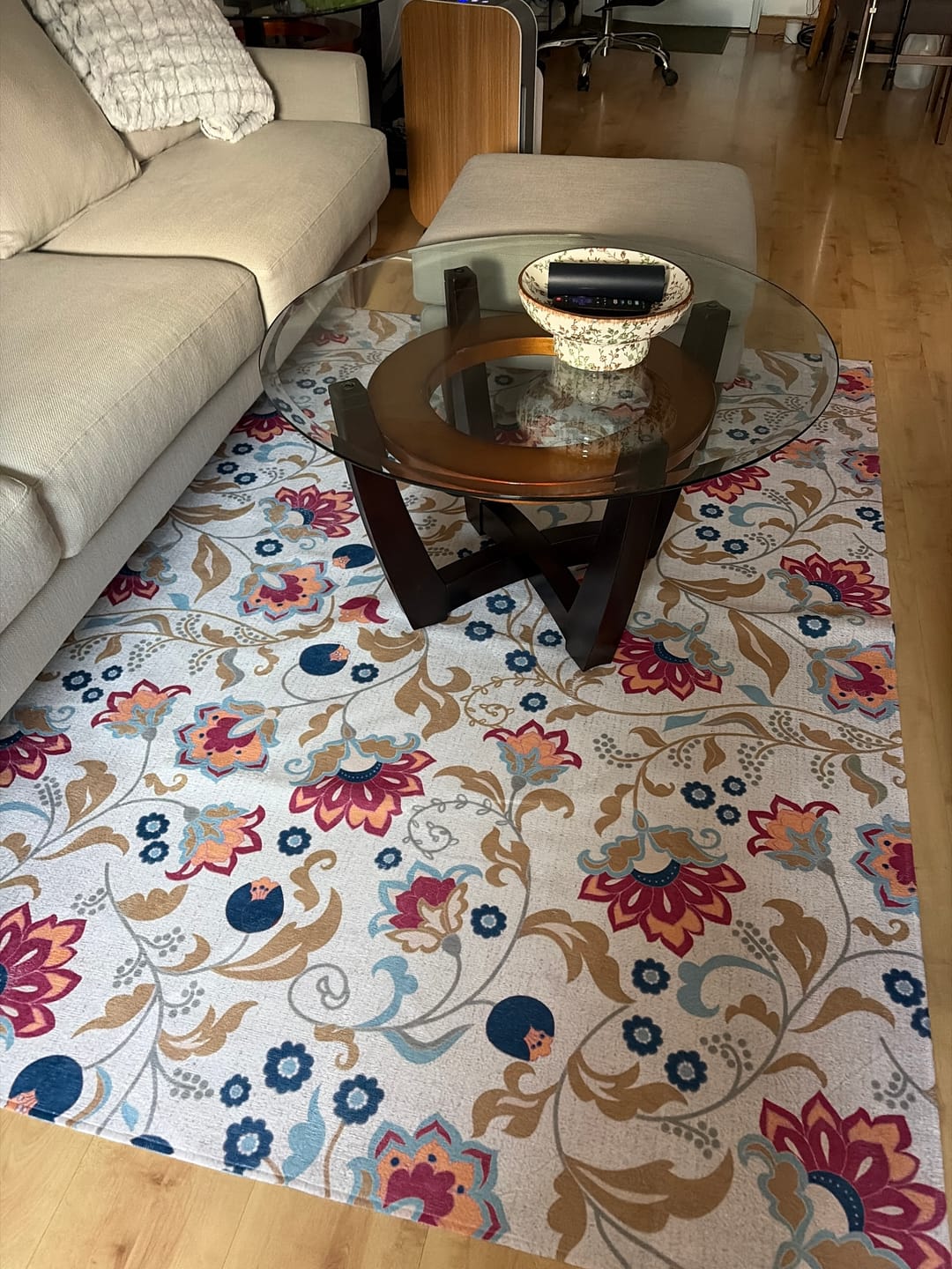 Customer photo review of Zinnea Floral Red Blue Machine Washable Rug