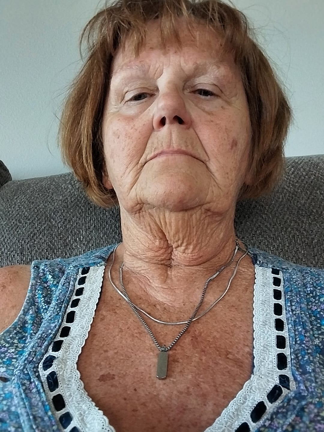 Customer photo review of Minimal Pendant & Box Chain