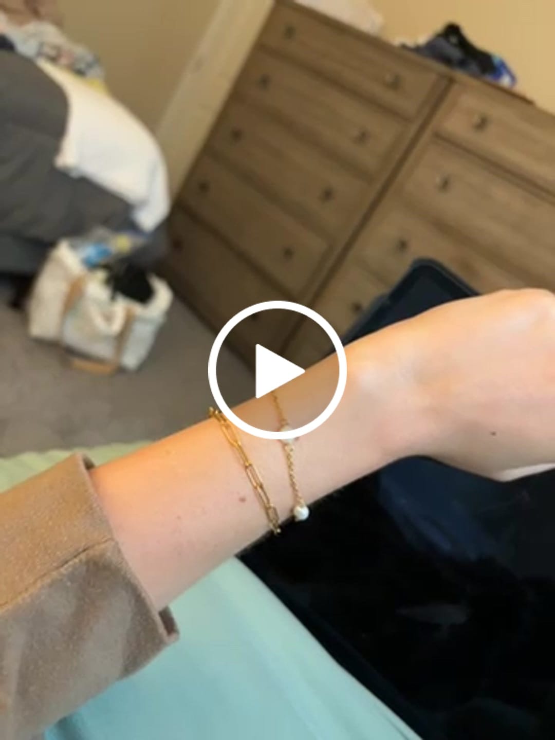 Customer video review of Laney Pearl Bracelet (Bundle)