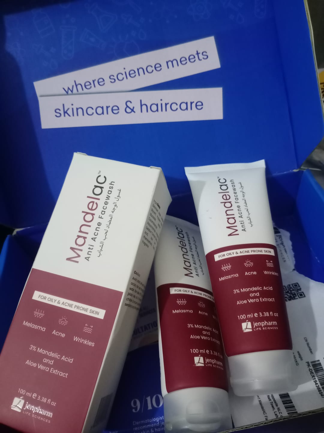 Customer photo review of MandelAC Facewash