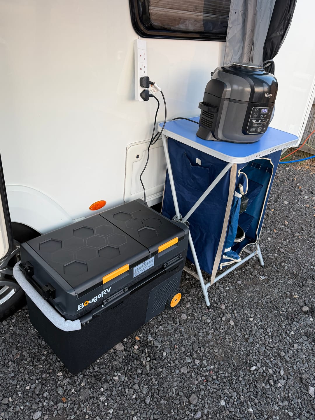 Customer photo review of BougeRV New CRD2 V2.0 49L Dual Zone 12V Portable Fridge with 240WH Battery
