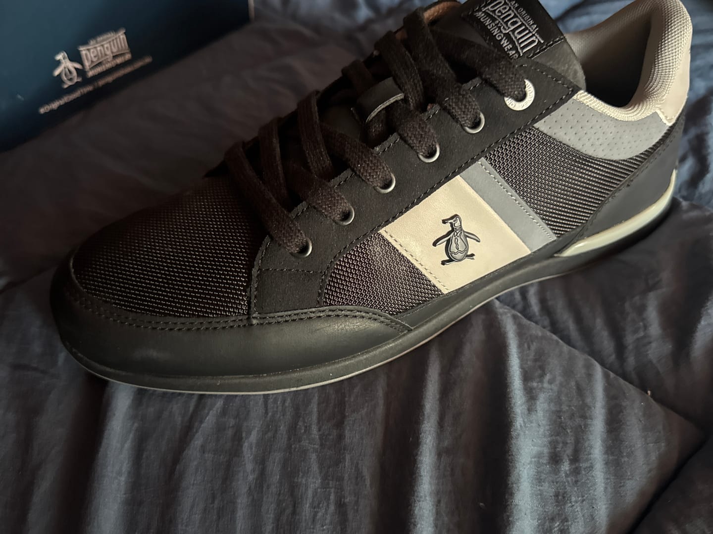 Customer photo review of Tenis Style Bruce Negro