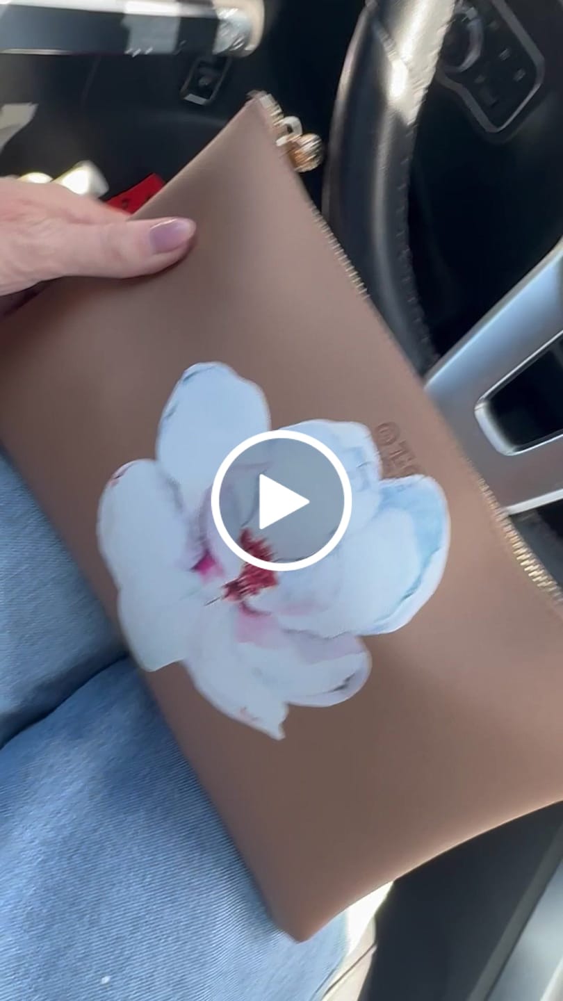 Customer video review of #4 Nudie Tan Pouch