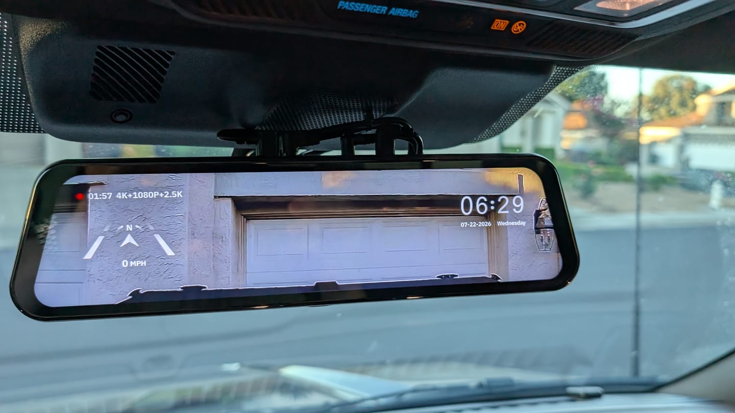 Customer photo review of WOLFBOX G900TriPro Bumper Version 3 Channel Rearview Mirror