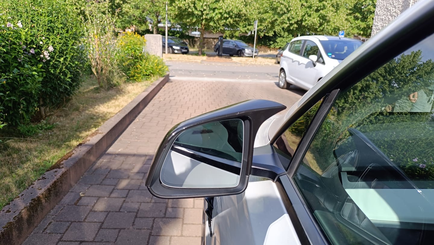 Customer photo review of Tesla Model Y M-Style Gloss Black Mirror Covers (2020-2024)