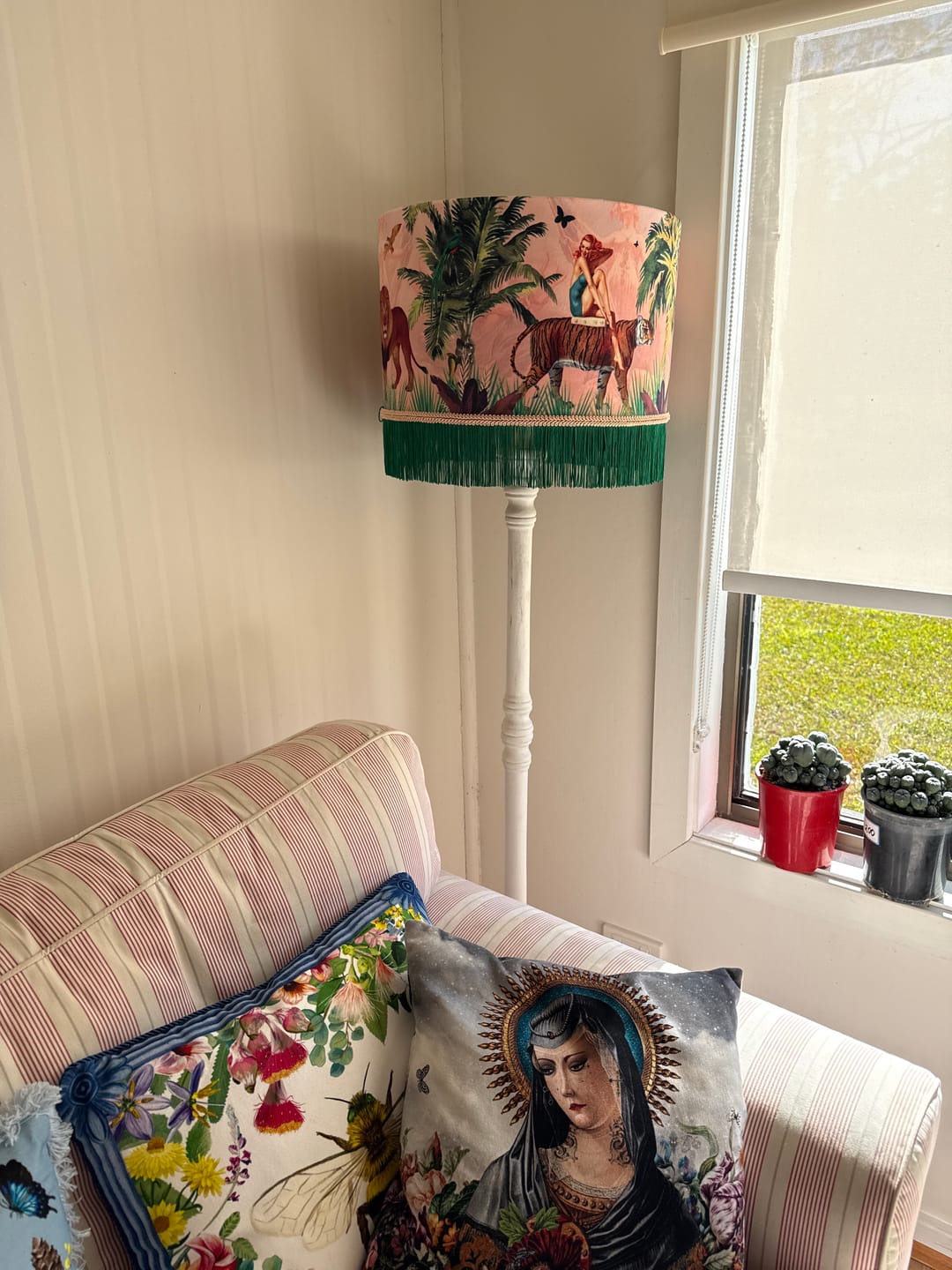 Customer photo review of Queen K Jungle Walk Pink Fringed Drum Lampshade