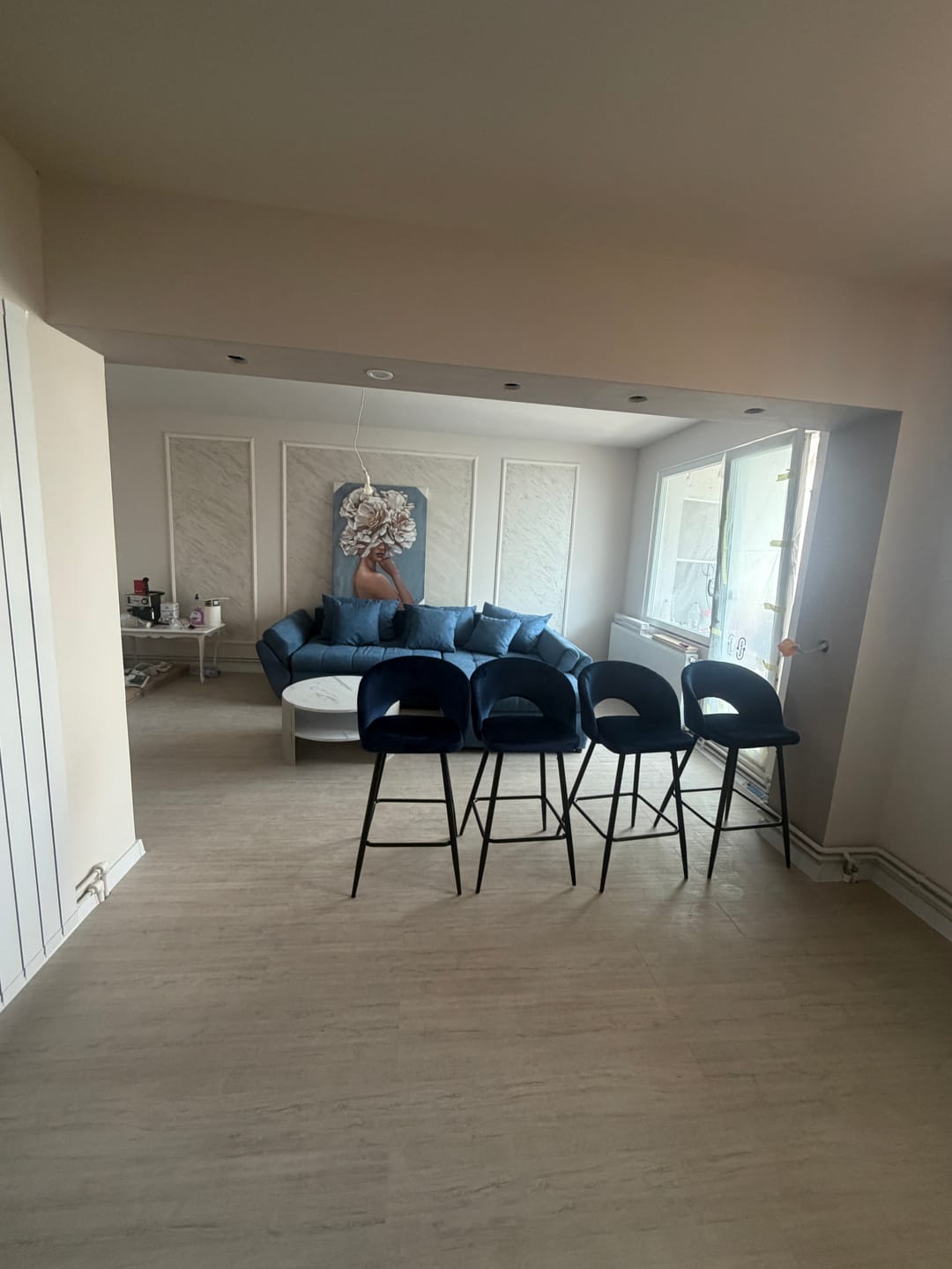 Customer photo review of Scaun bar H96, albastru inchis/negru, stofa/otel, 48x49x89 cm