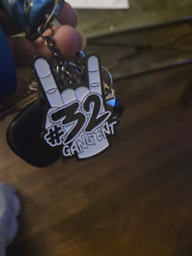 Customer photo review of 32 GANG METAL KEYCHAIN