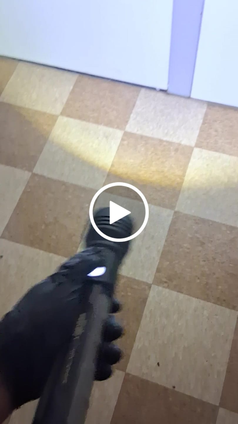 Customer video review of TWIN POWER 4000 LUMEN LED FLASHLIGHT