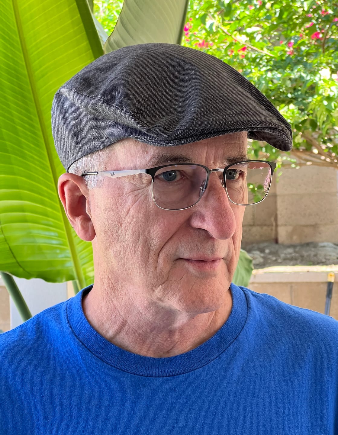 Customer photo review of Donegal Touring Cap Linen
