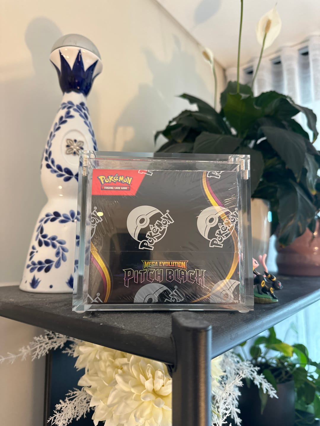 Customer photo review of EOI Pokemon TCG - Pitch Black Booster Box