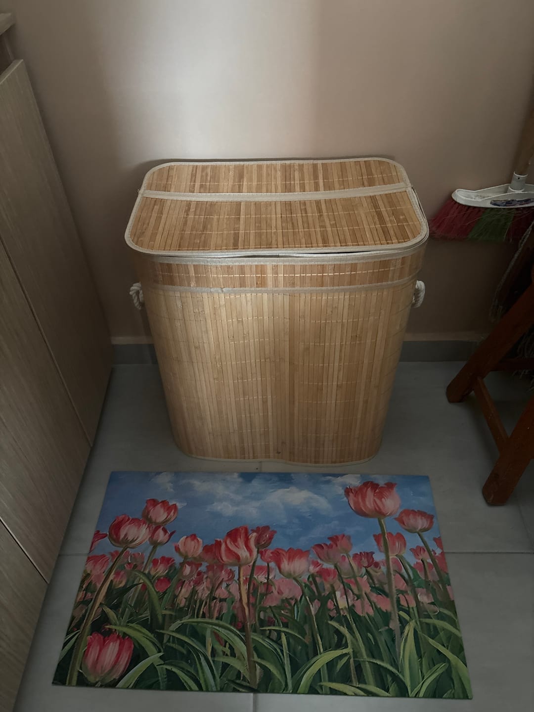 Customer photo review of Cesta de Lavanderia con Tapa de Bambú
