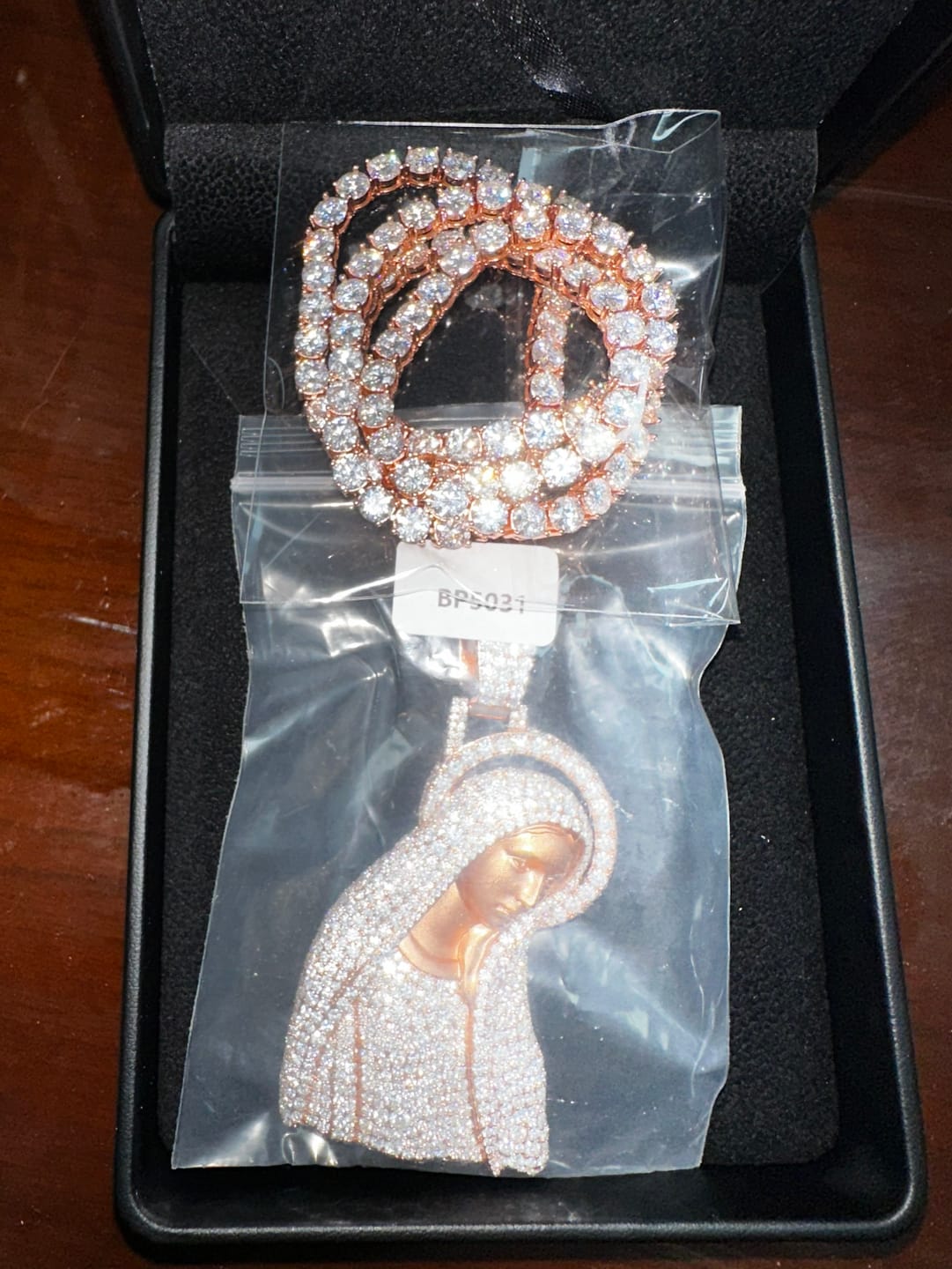 Customer photo review of 3.5inch Mosaic Setting Iced Out Virgin Mary Religious Pendant