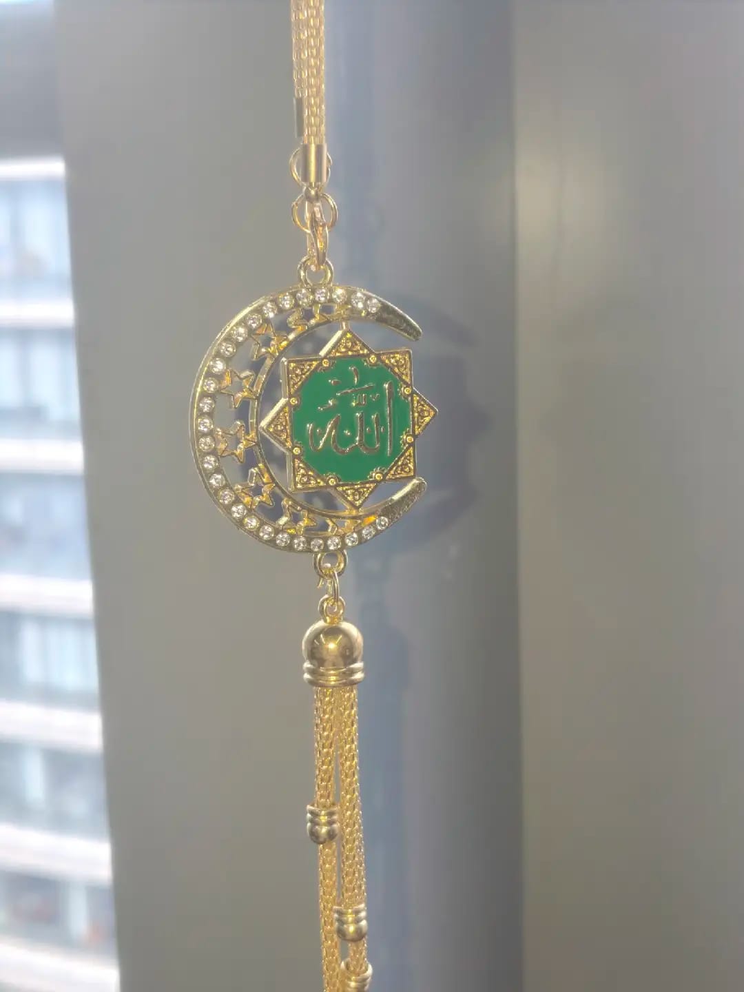Customer photo review of HilalHaven Crescent Order Allah Calligraphy Enamel Car Pendant