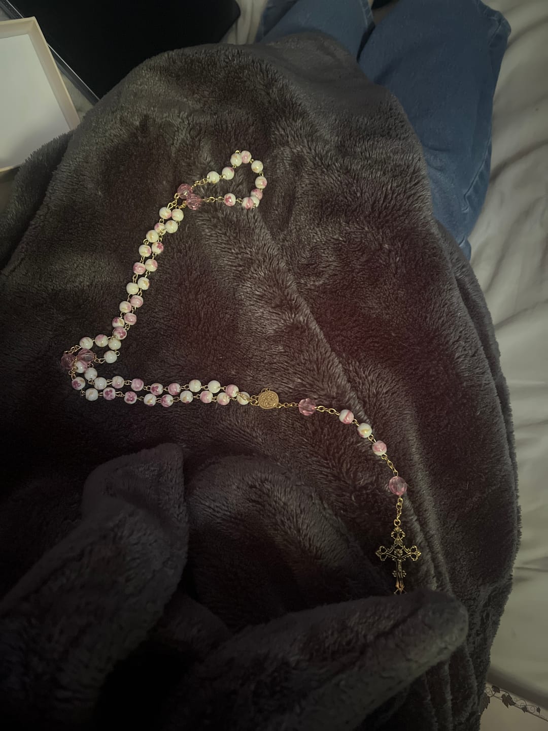 Customer photo review of FREE Today: Miraculous Medal & Crucifix of 8 mm Round Floral Pink Ceramic Alloy Chain Rosary