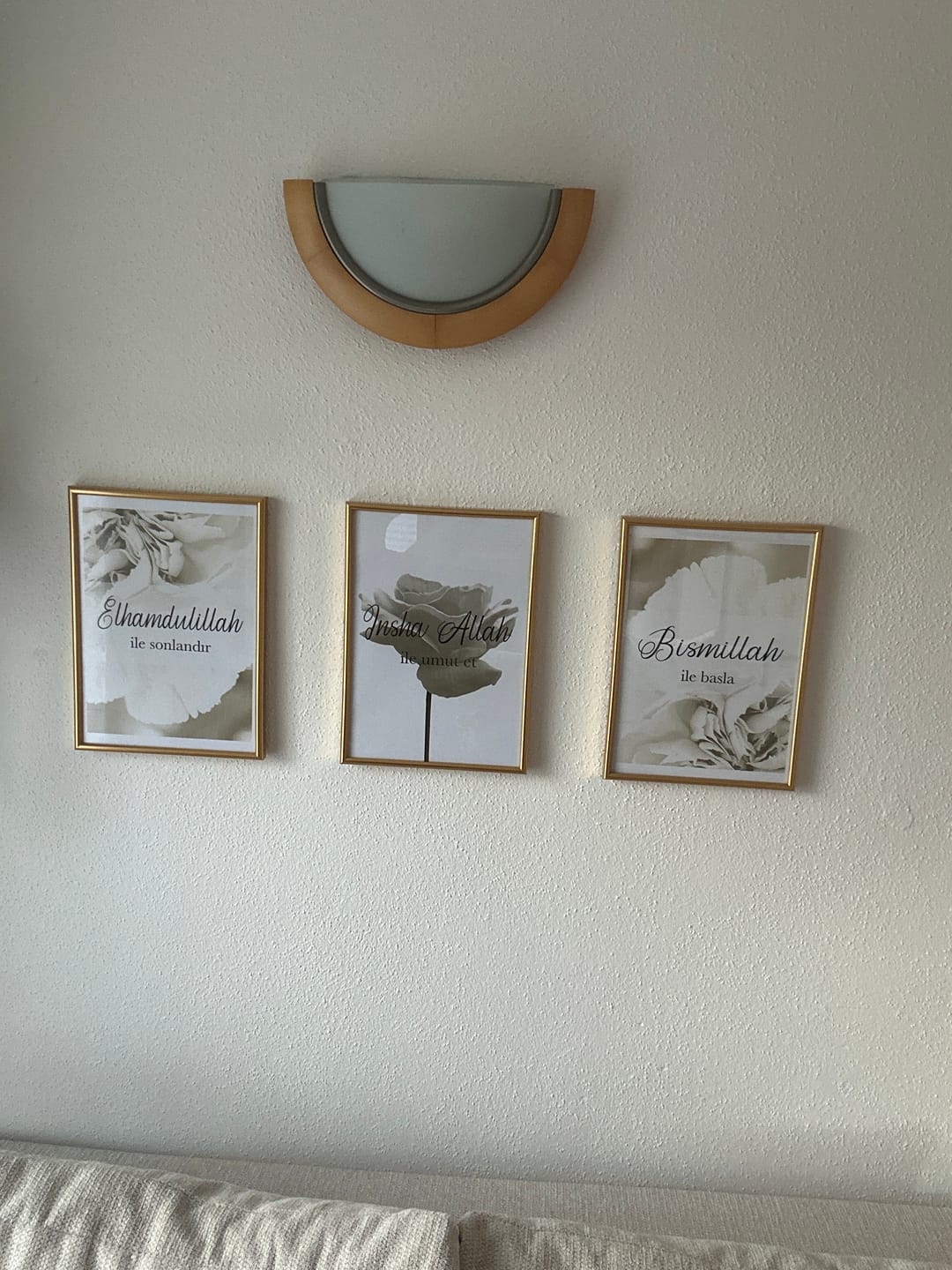 Customer photo review of Bismillah ile - Set (Poster Set)