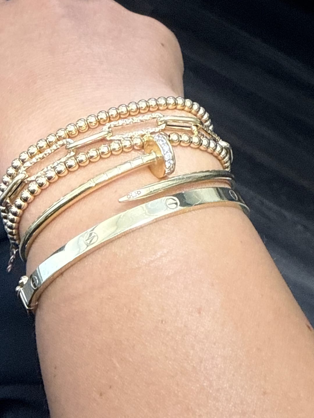 Customer photo review of 10K Thin Devotion Bangle