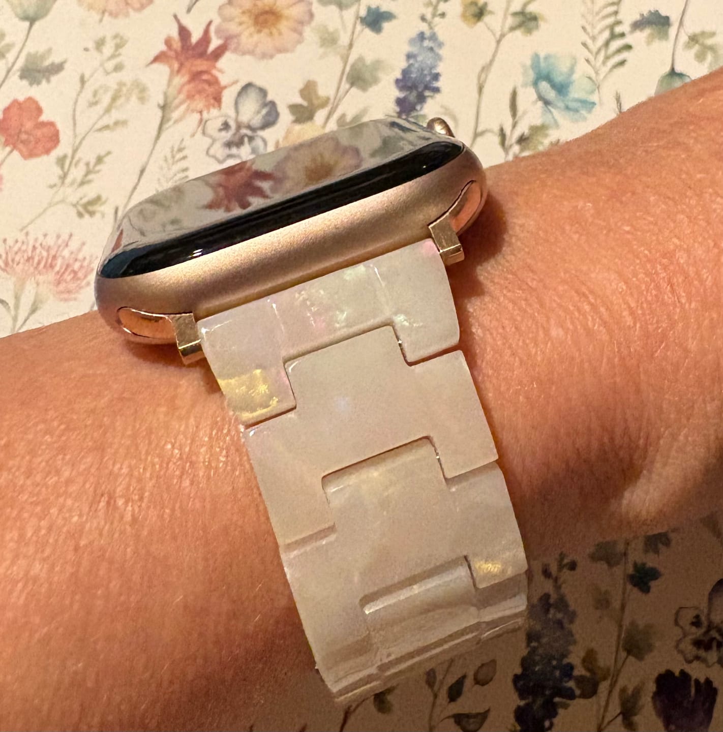 Customer photo review of Perla Ceramic Strap