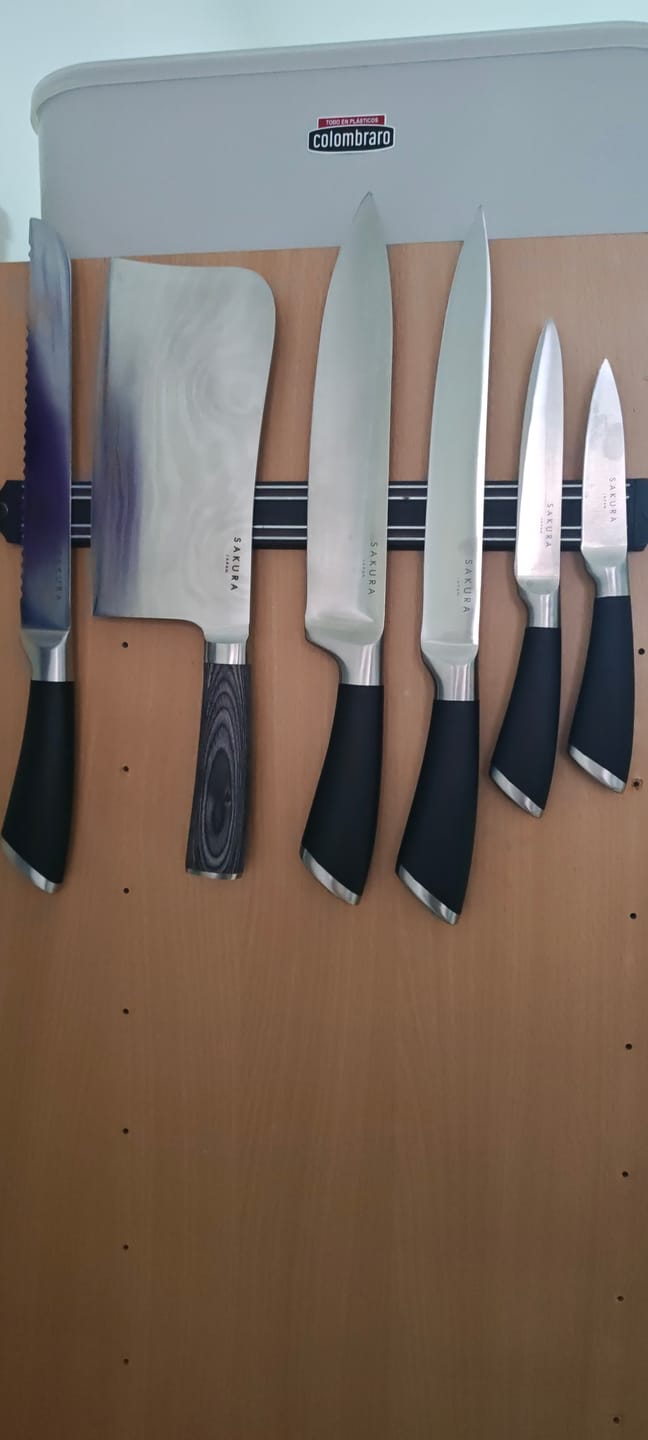Customer photo review of Taco De Cuchillos Magnético Sakura Edge Collection - 6 Piezas