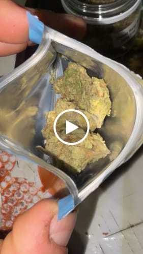Customer video review of THC-A 36% Flower Planet Bang Bang